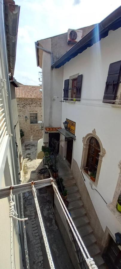 Appartamento Sidar-Old Town Cres Esterno foto